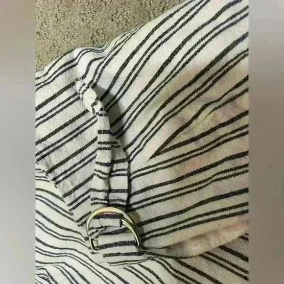 Black and white striped Skort, Forever 21, size large - Picture 2 of 8